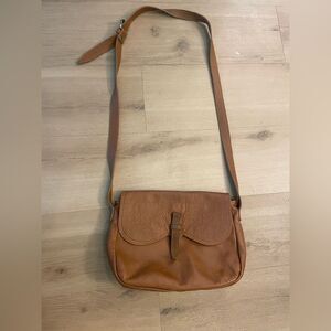 Léa Toni Angèle Crossbody Bag – Hazelnut (Noisette)
